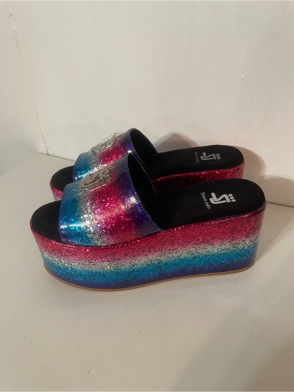 Shane Justin Cotton Candy Rainbow Burst Slides